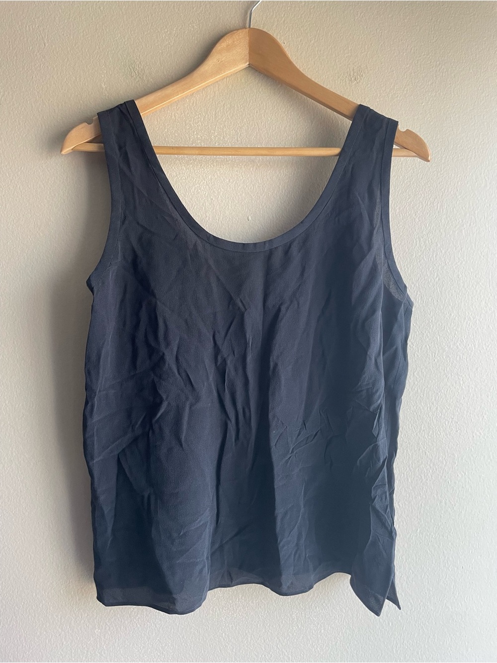 New Everlane Women 100% Silk Black Scoop Neck Sleeveless Tank Size 4